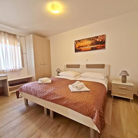 Ab Villa פודסטראנה מראה חיצוני תמונה