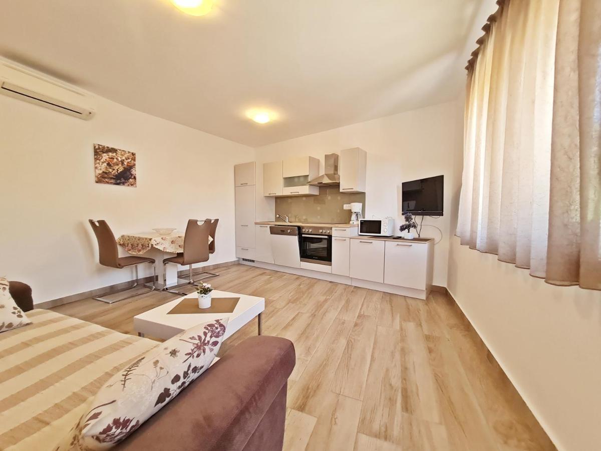 Ab Villa פודסטראנה מראה חיצוני תמונה
