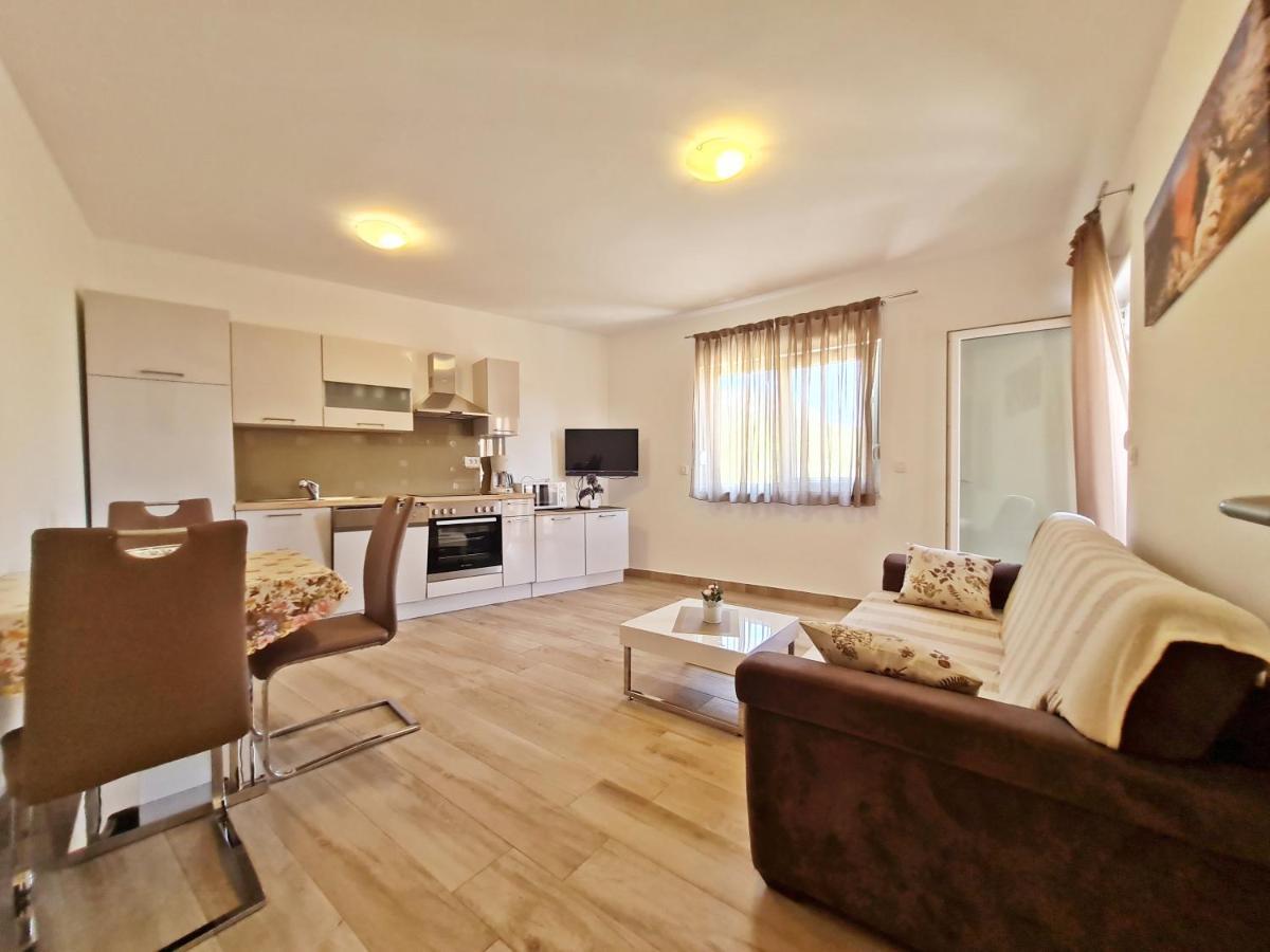 Ab Villa פודסטראנה מראה חיצוני תמונה